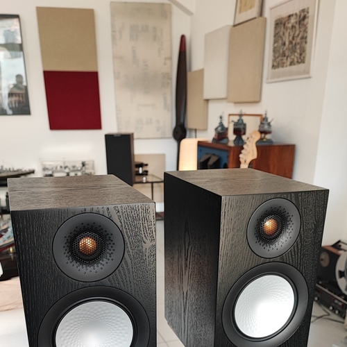 Monitor Audio Silver